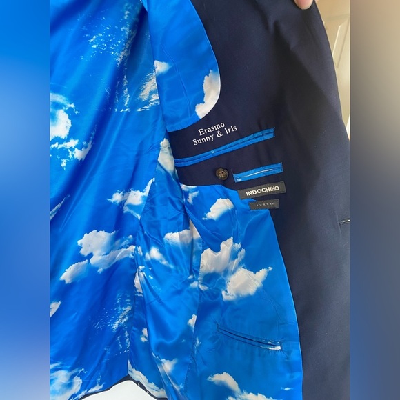 INDOCHINIO NWOT Navy Blazer w Vibrant Cloud Lining, Shoulder Pads & Gold Buttons - Picture 4 of 11